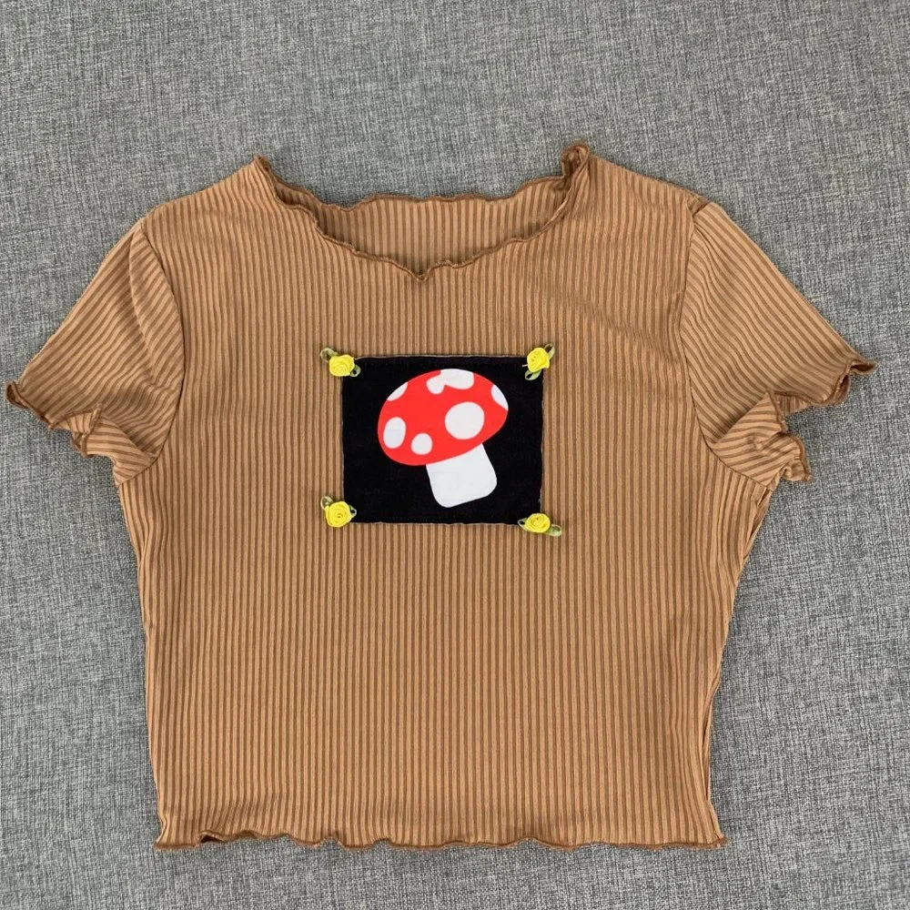 Brand New! Tan Color Cute‎ Mushroom Crop Top Medium Stretchy Yellow Roses